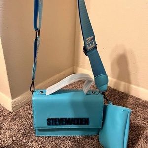WOMEN STEVE MADDEN COLORFUL HAND BAGS !!!